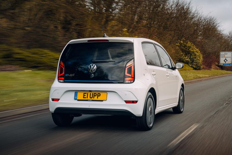  Volkswagen e-up! 2020 года  (UK) (фото 12 из 40)